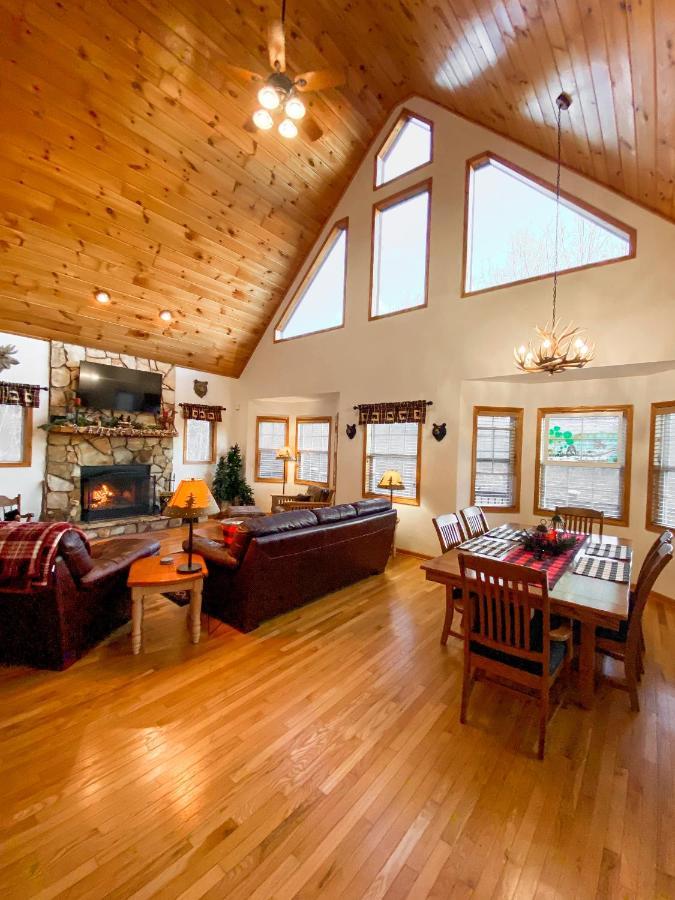 Smoky Mountain Cabin - Hot Tub - Fire Pit Murphy Exteriör bild