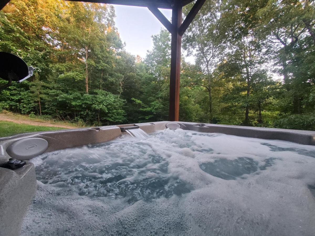 Smoky Mountain Cabin - Hot Tub - Fire Pit Murphy Exteriör bild