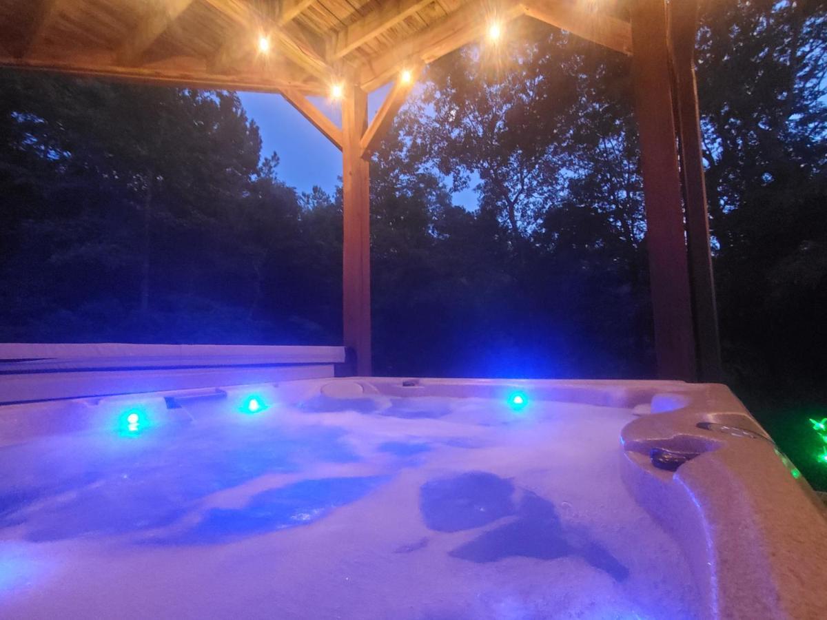 Smoky Mountain Cabin - Hot Tub - Fire Pit Murphy Exteriör bild